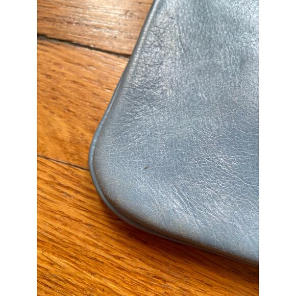 HOBO INTERNATIONAL Blue Leather Clutch/Wristlet - Picture 5 of 9
